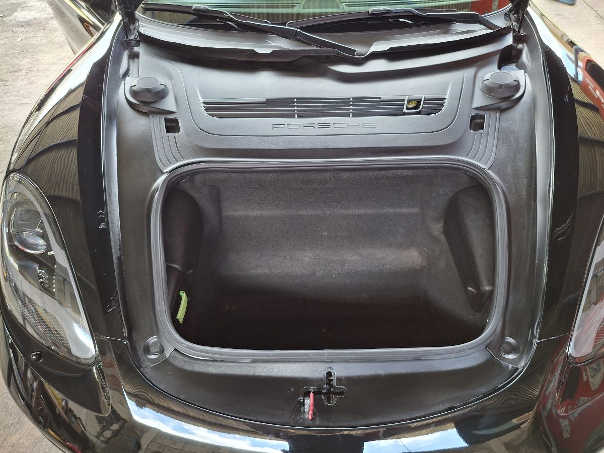 PORSCHE CAYMAN 718 - 2019                                        