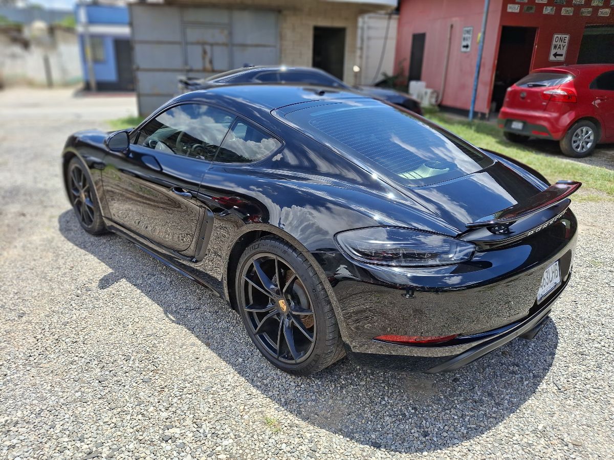 PORSCHE CAYMAN 718 - 2019                                        