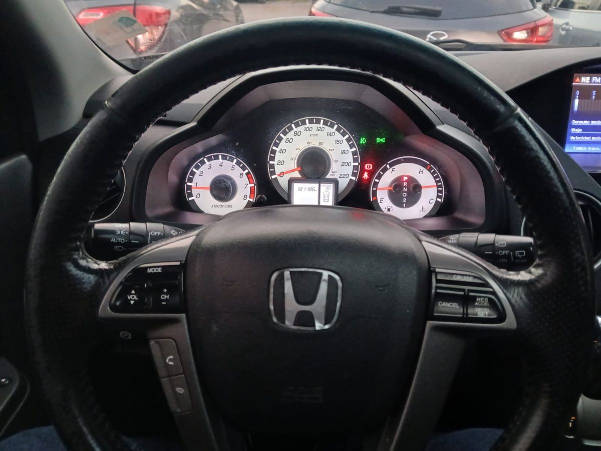 HONDA PILOT - 2012                                        