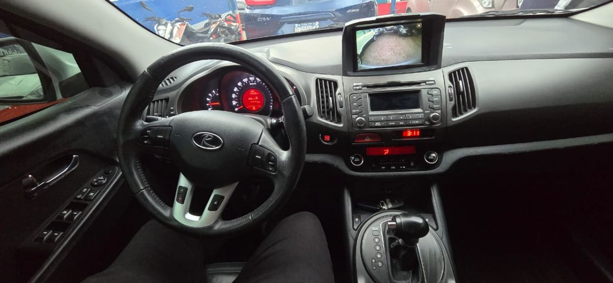 KIA SPORTAGE - 2011                                        