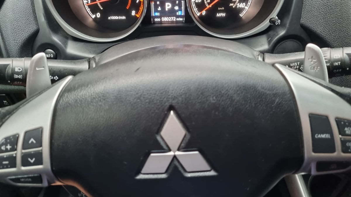 MITSUBISHI outlander - 2013                                        