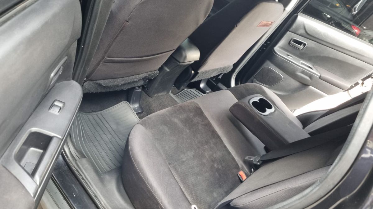 MITSUBISHI outlander - 2013                                        