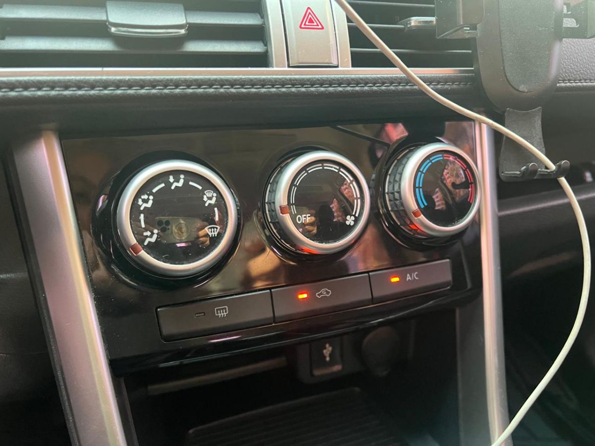 MITSUBISHI OUTLANDER SE - 2020                                        