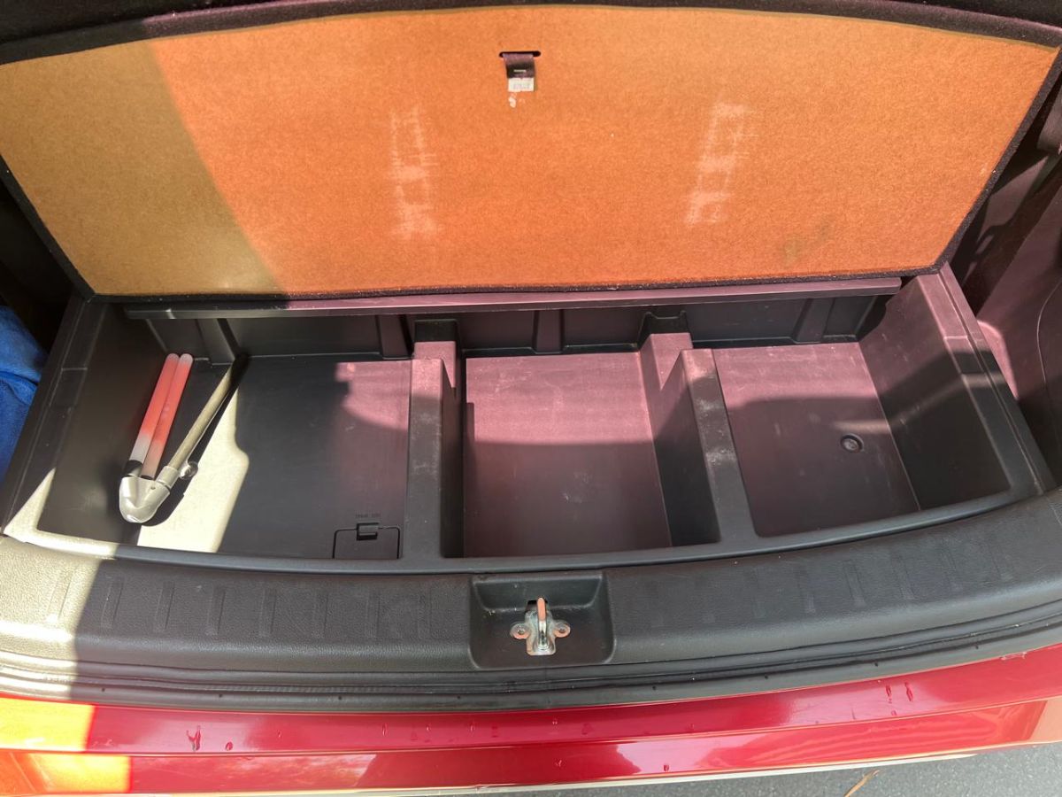 MITSUBISHI OUTLANDER SE - 2020                                        