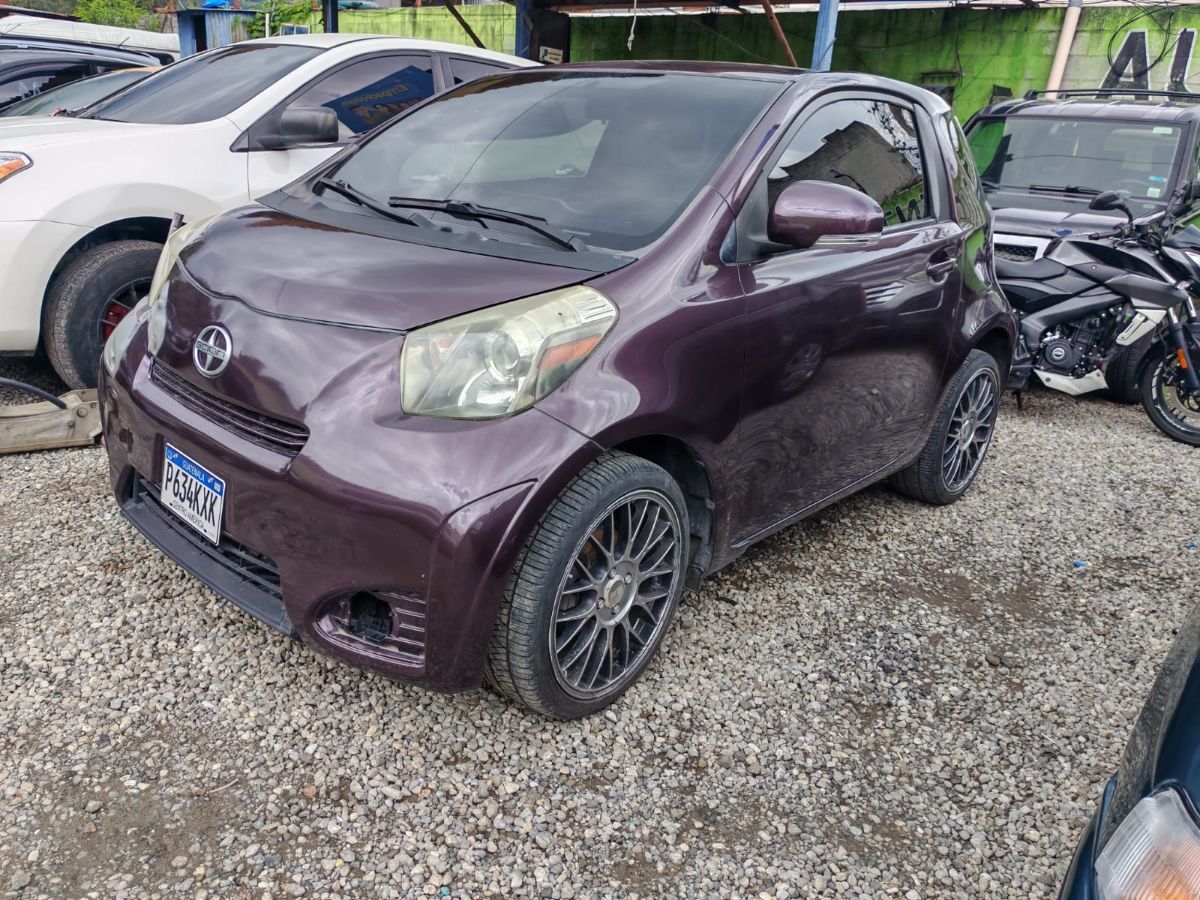 TOYOTA  SCION IQ - 2012                                        