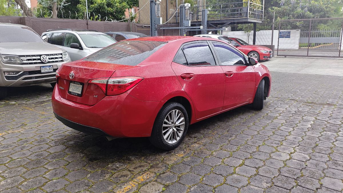 TOYOTA COROLLA - 2014                                        