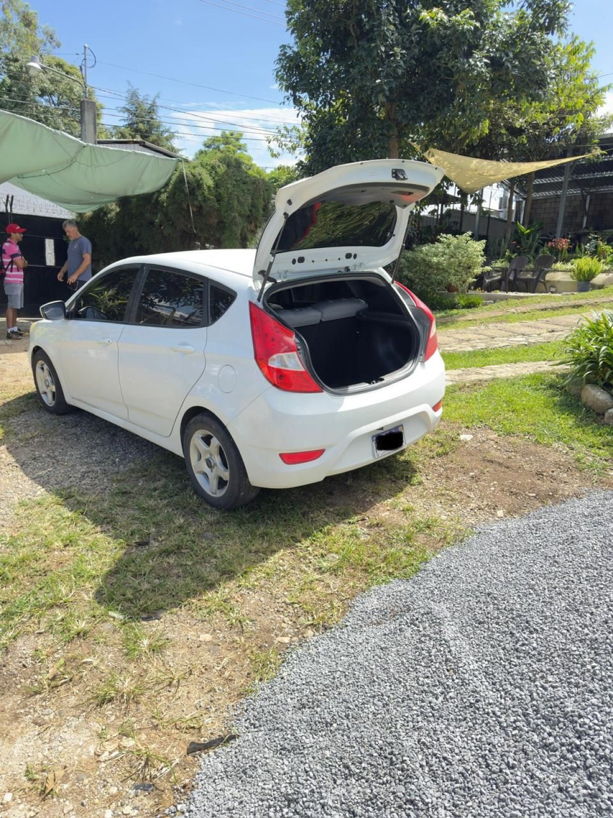 HYUNDAI ACCENT - 2016                                        