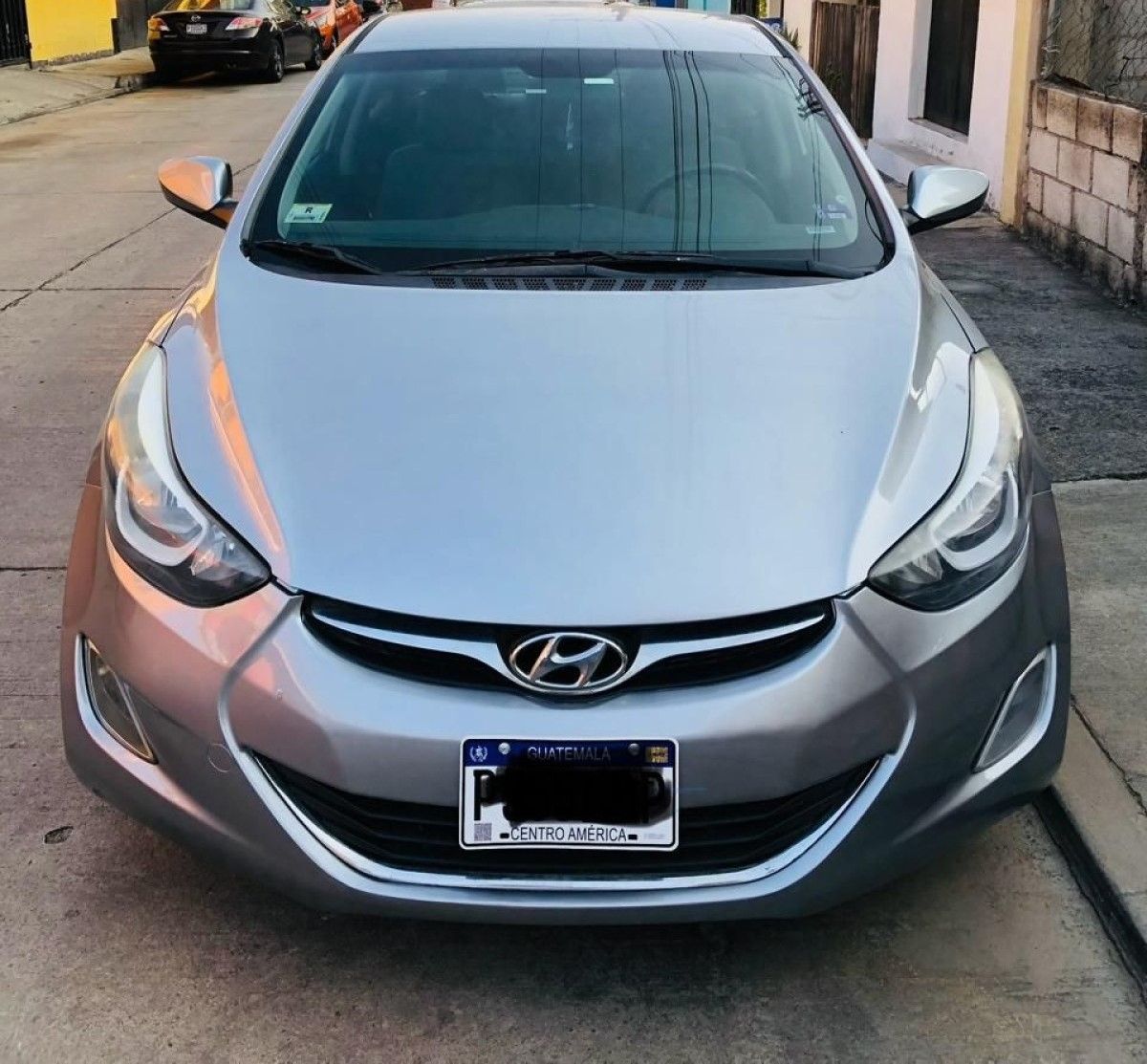 HYUNDAI ELANTRA - 2015                                        