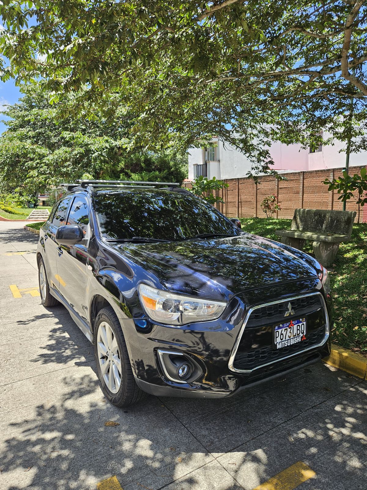 MITSUBISHI OUTLANDER SPORT - 2013                                        