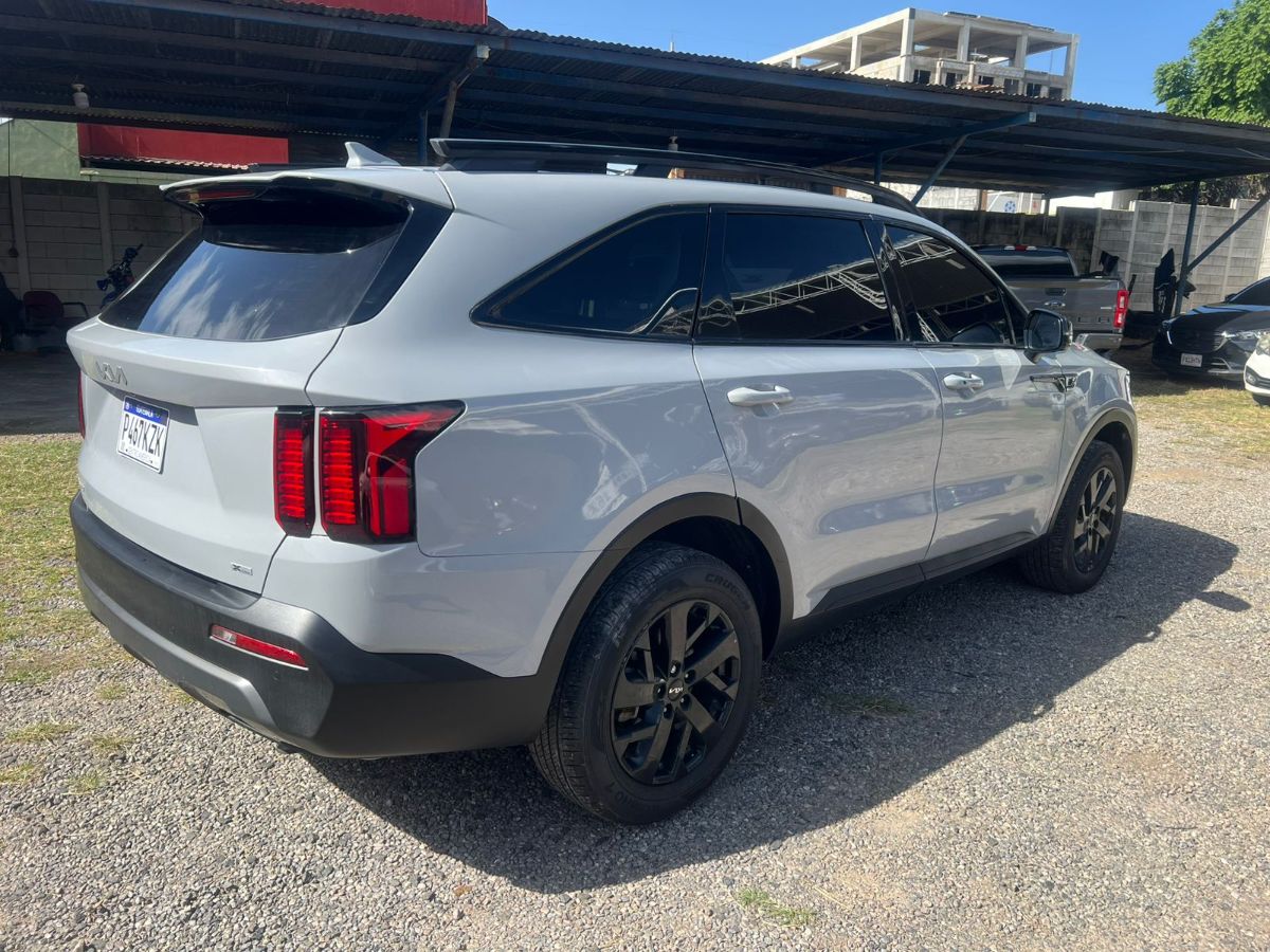KIA SORENTO - 2023                                        
