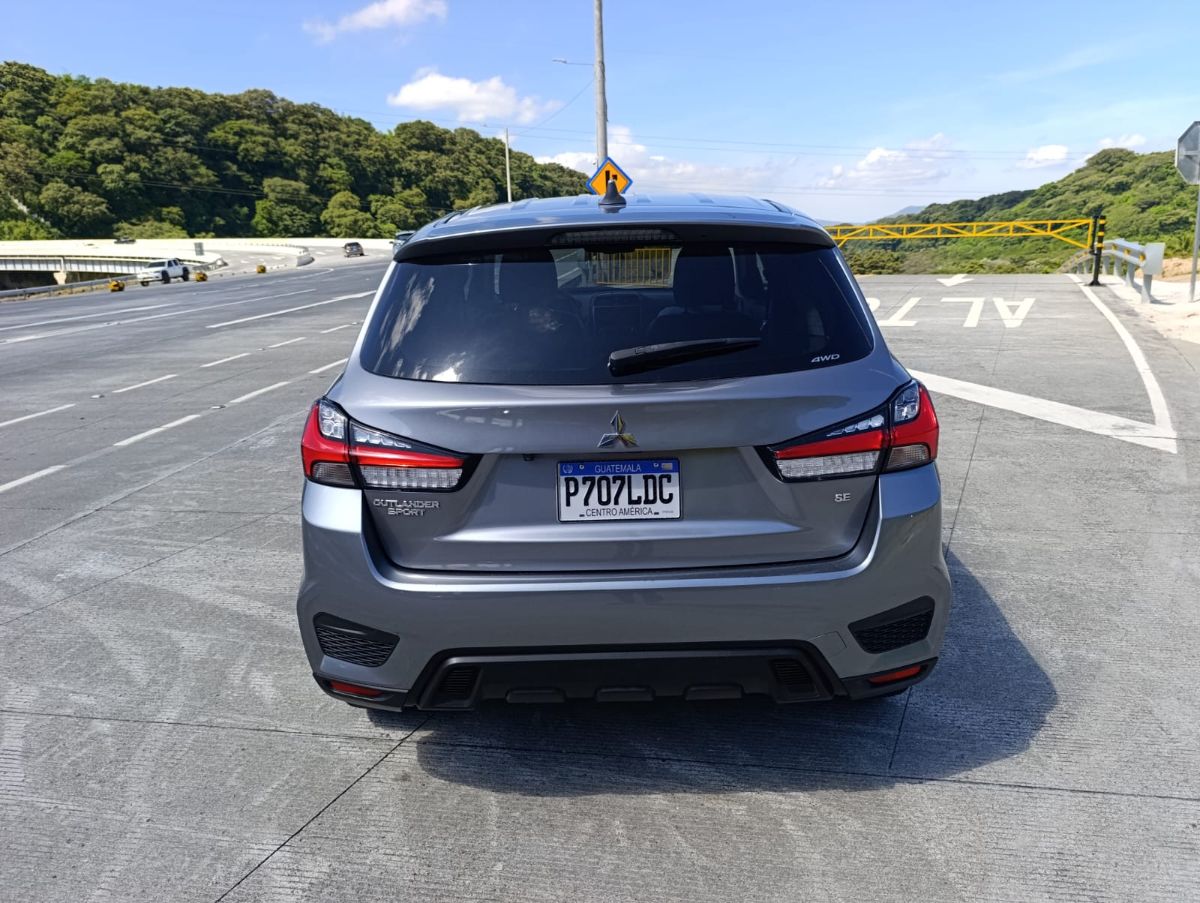 MITSUBISHI OUTLANDER SPORT - 2023                                        