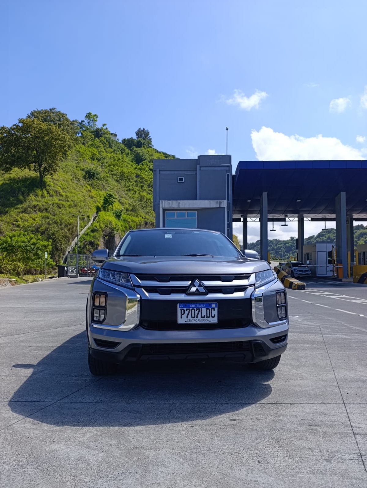 MITSUBISHI OUTLANDER SPORT - 2023                                        