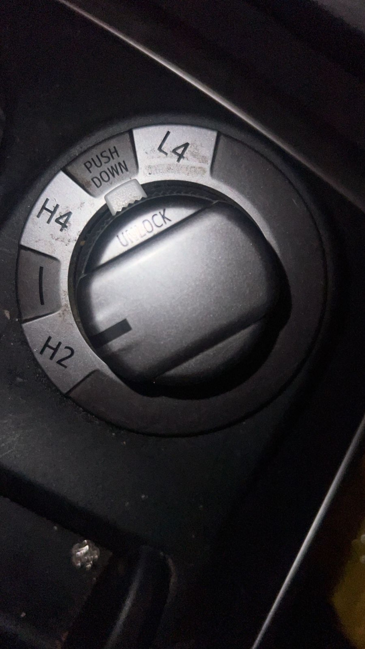 TOYOTA 4 RUNNER - 2018                                        