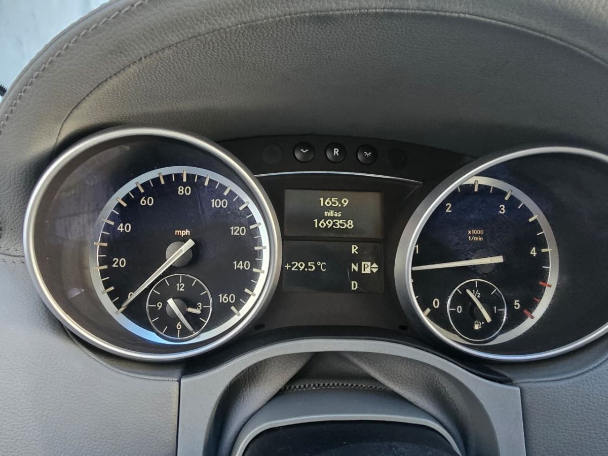 MERCEDES-BENZ GL350 D - 2011                                        