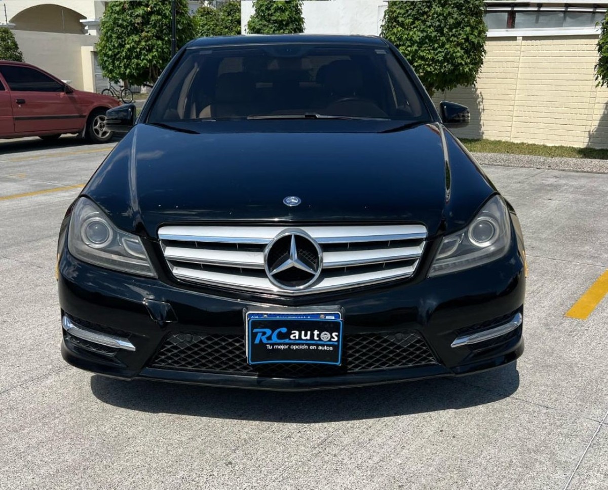 MERCEDES-BENZ CLA 250 - 2013                                        