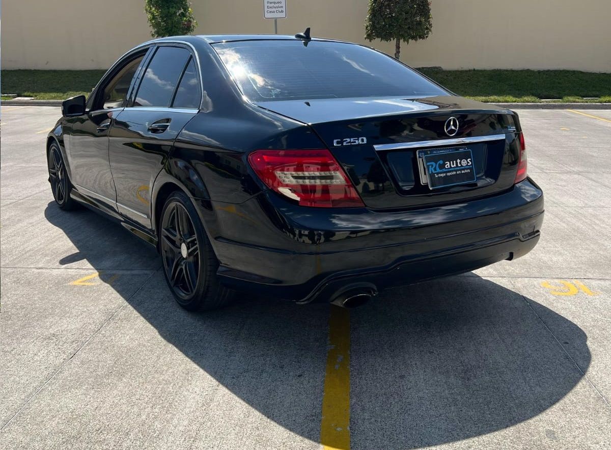 MERCEDES-BENZ CLA 250 - 2013                                        