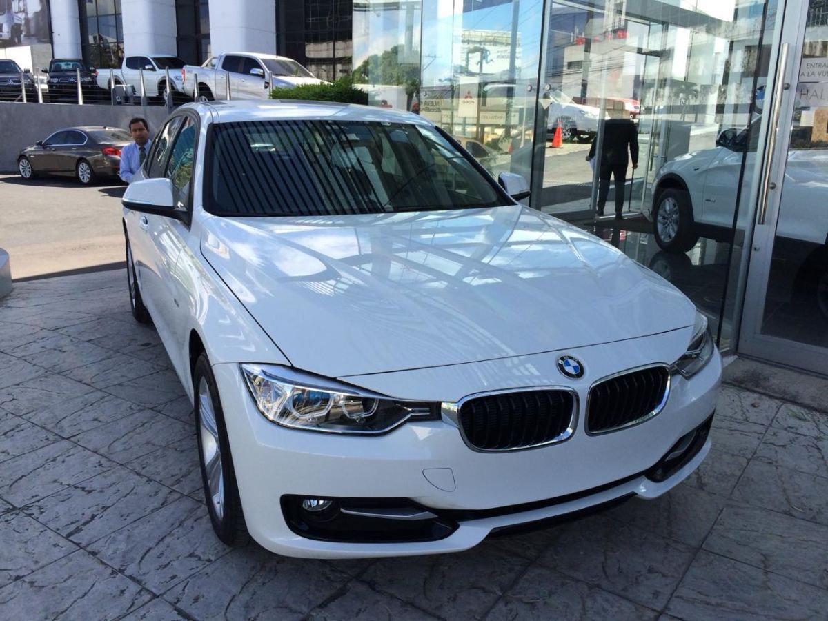 BMW 316 I - 2015                                        