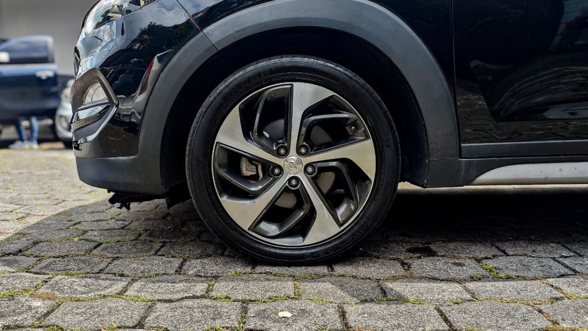 HYUNDAI TUCSON - 2017                                        