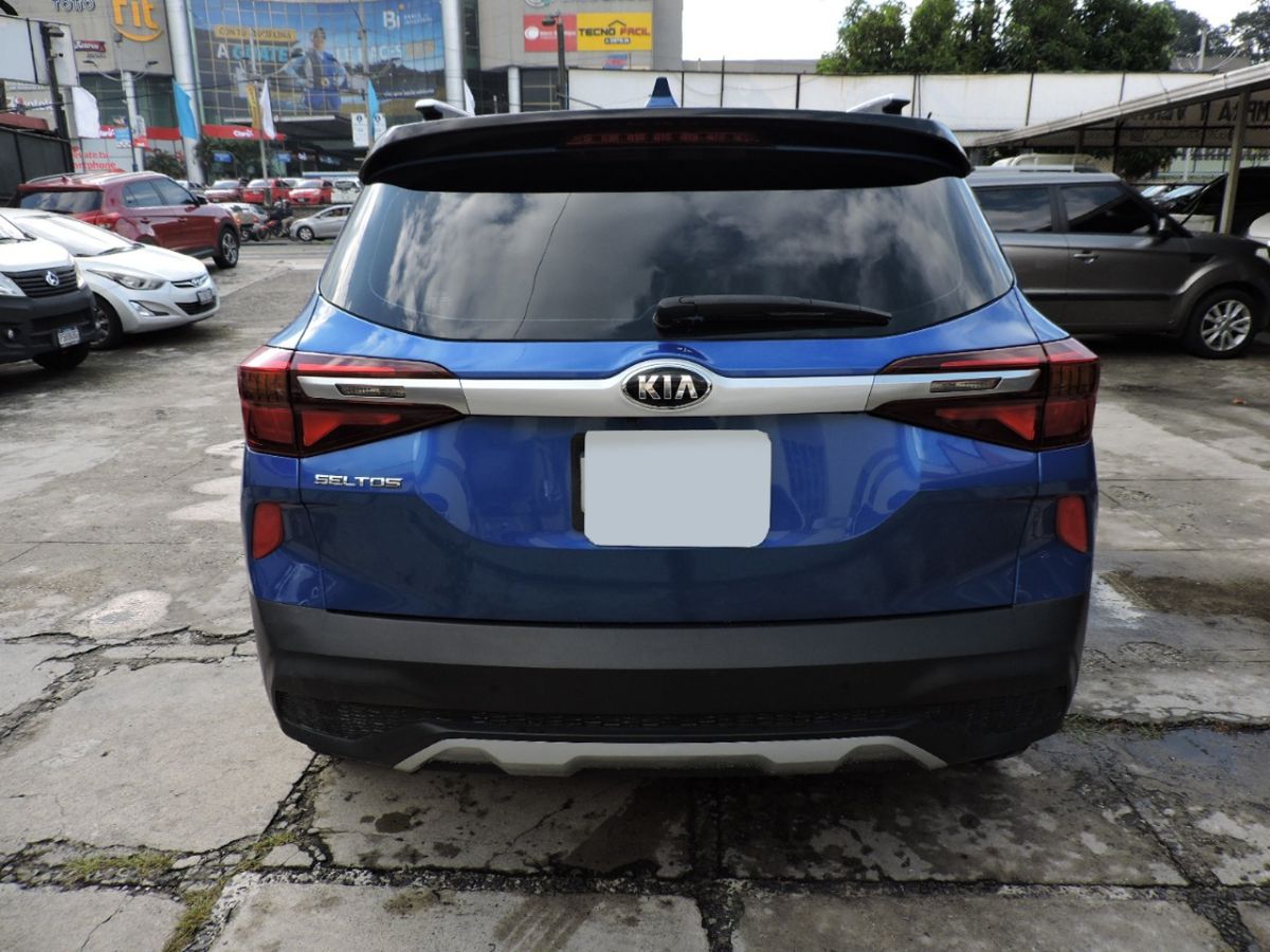 KIA SELTOS - 2021                                        