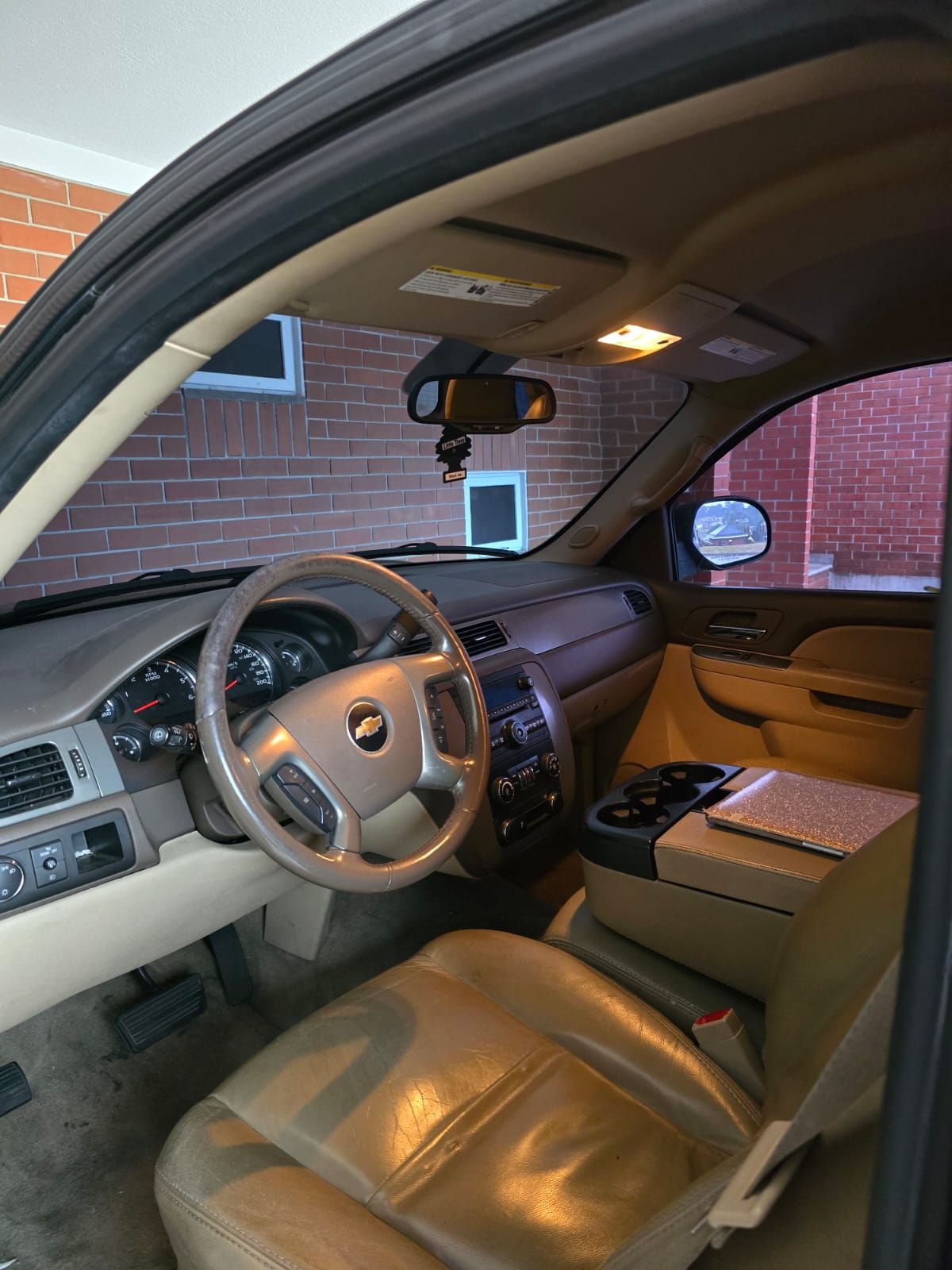 CHEVROLET TAHOE  - 2013                                        