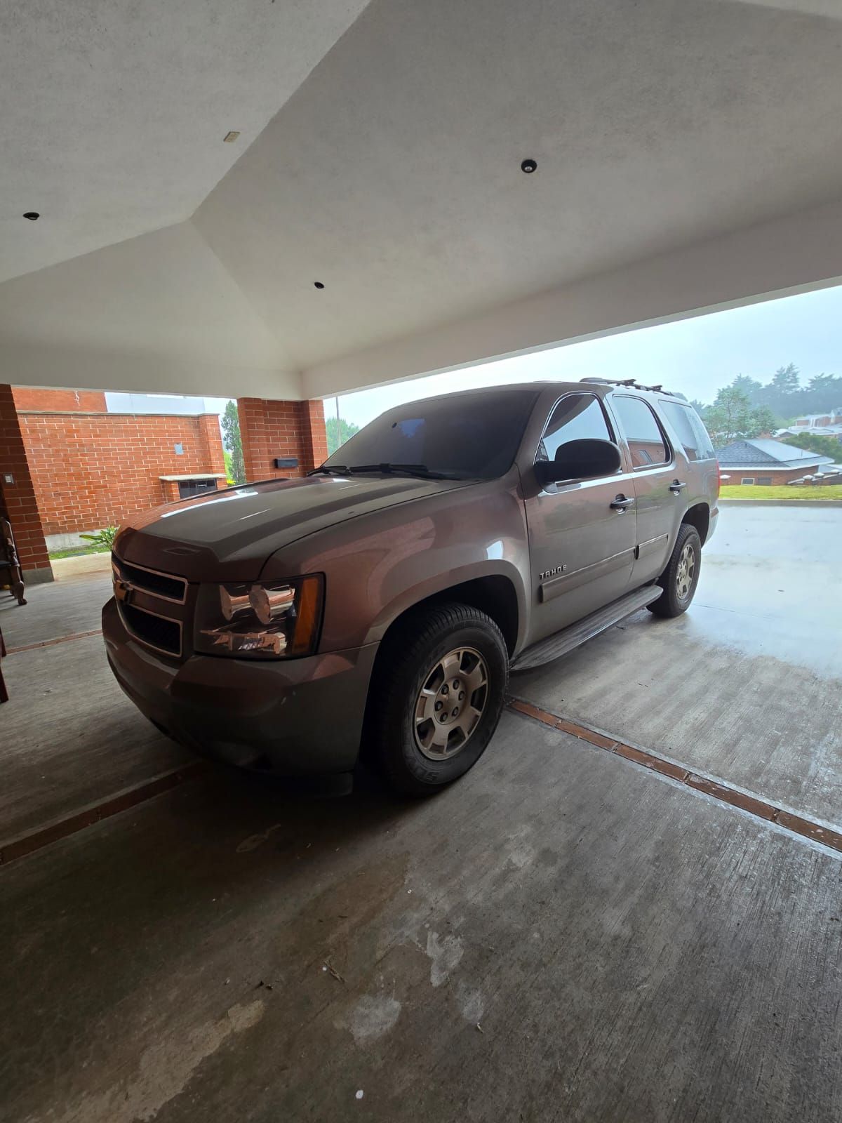 CHEVROLET TAHOE  - 2013                                        