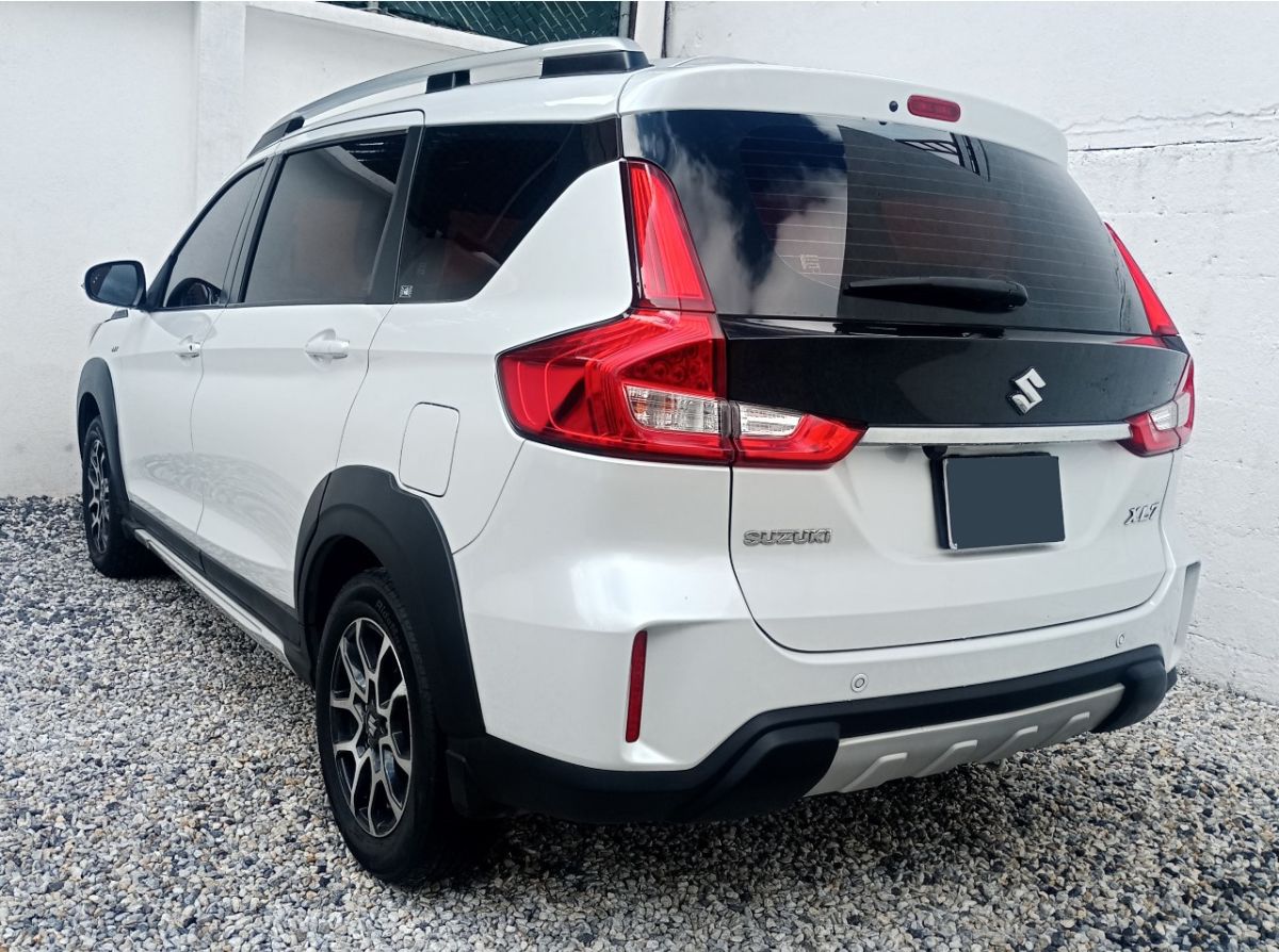 SUZUKI XL7 - 2021                                        
