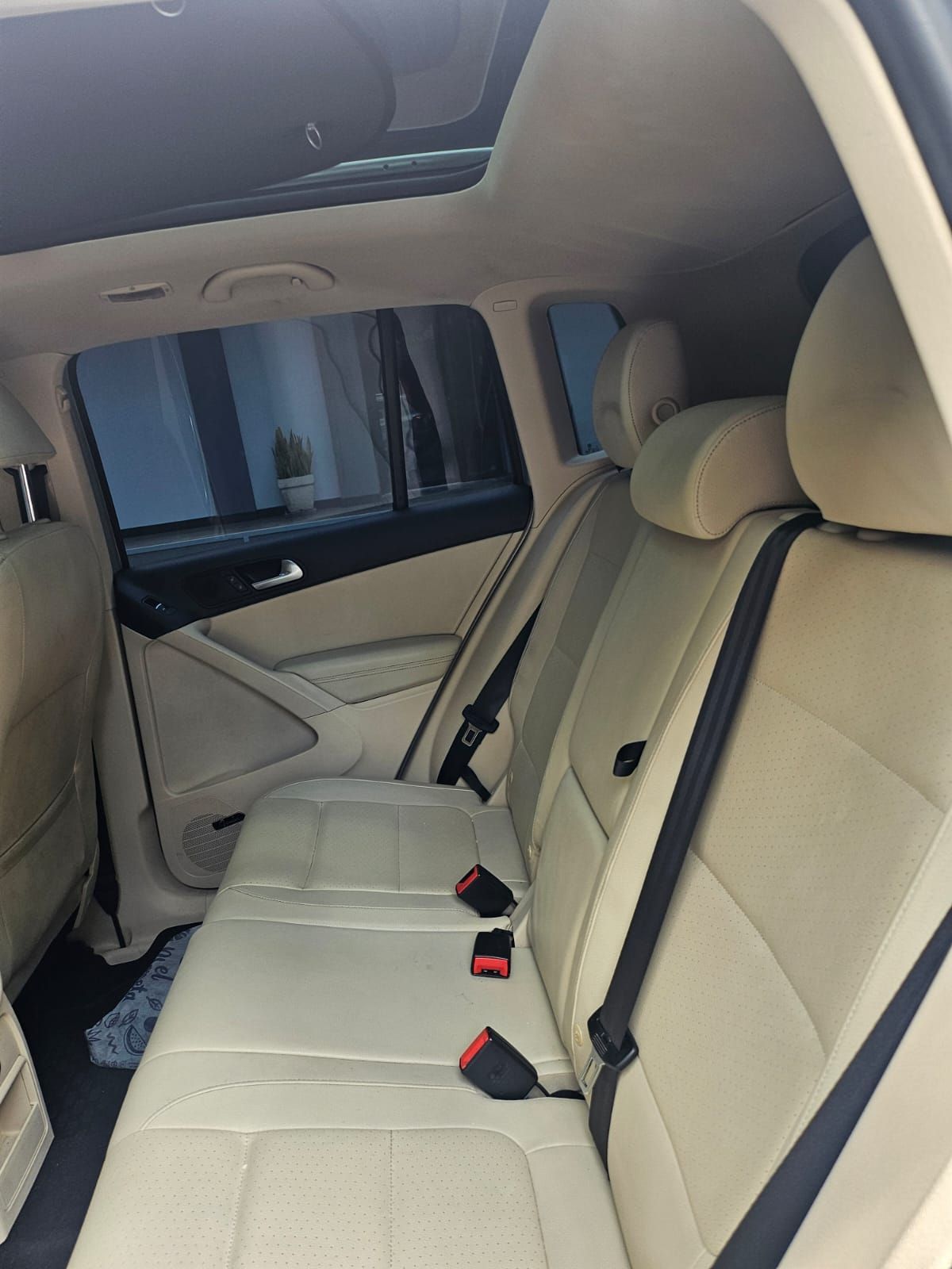 VOLKSWAGEN TIGUAN - 2014                                        