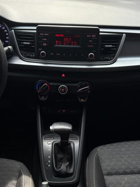 KIA RIO - 2018                                        