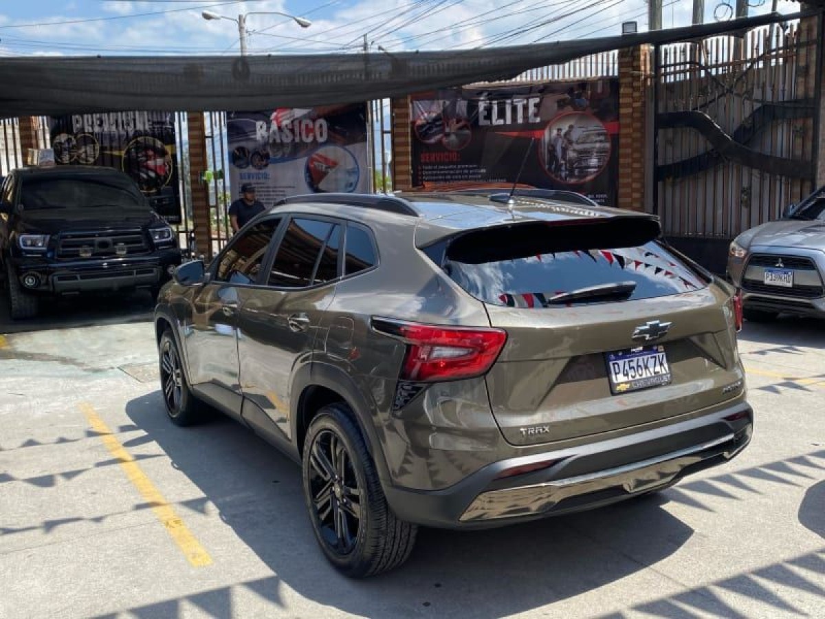 CHEVROLET TRAX  - 2024                                        
