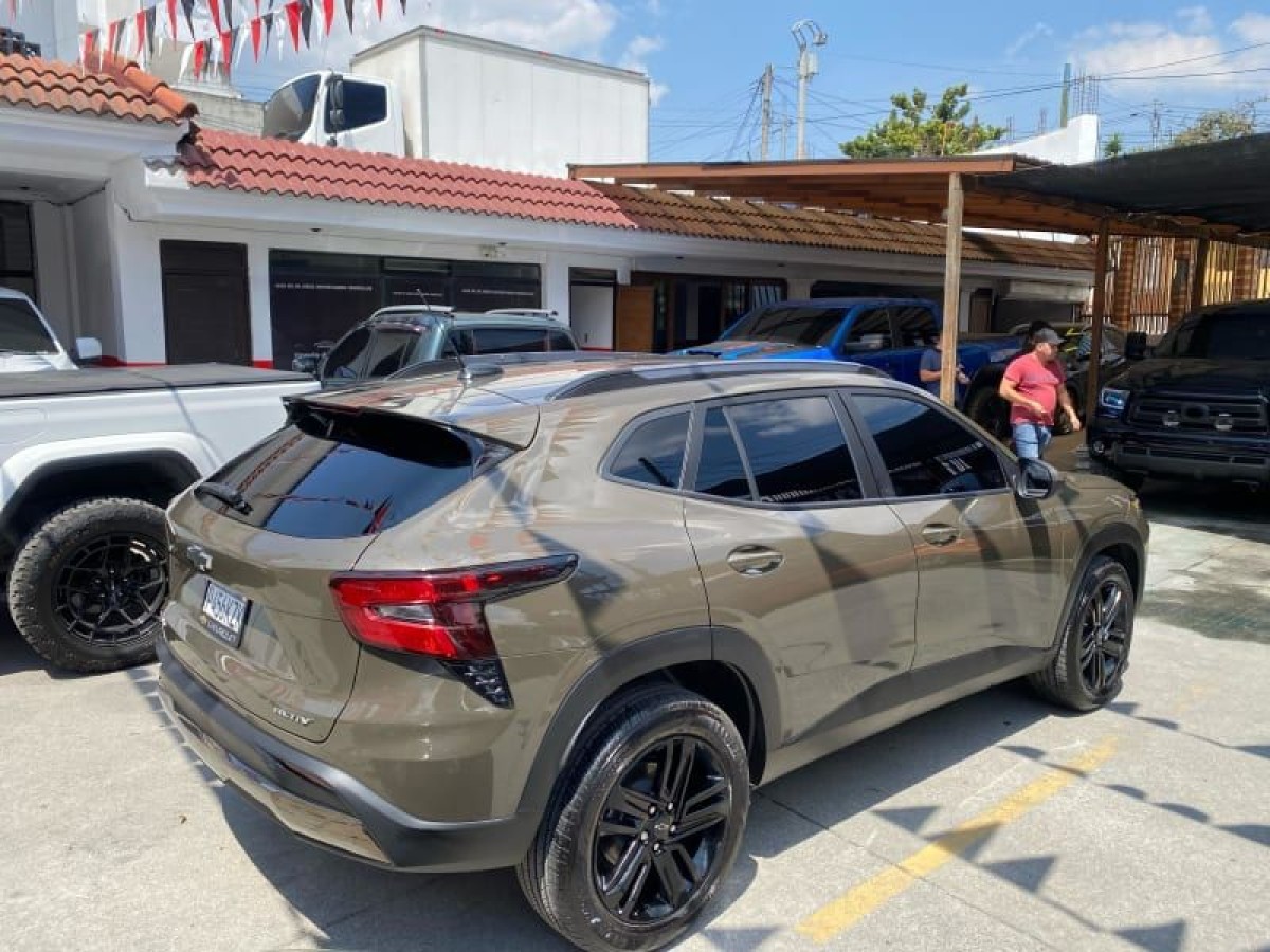 CHEVROLET TRAX  - 2024                                        