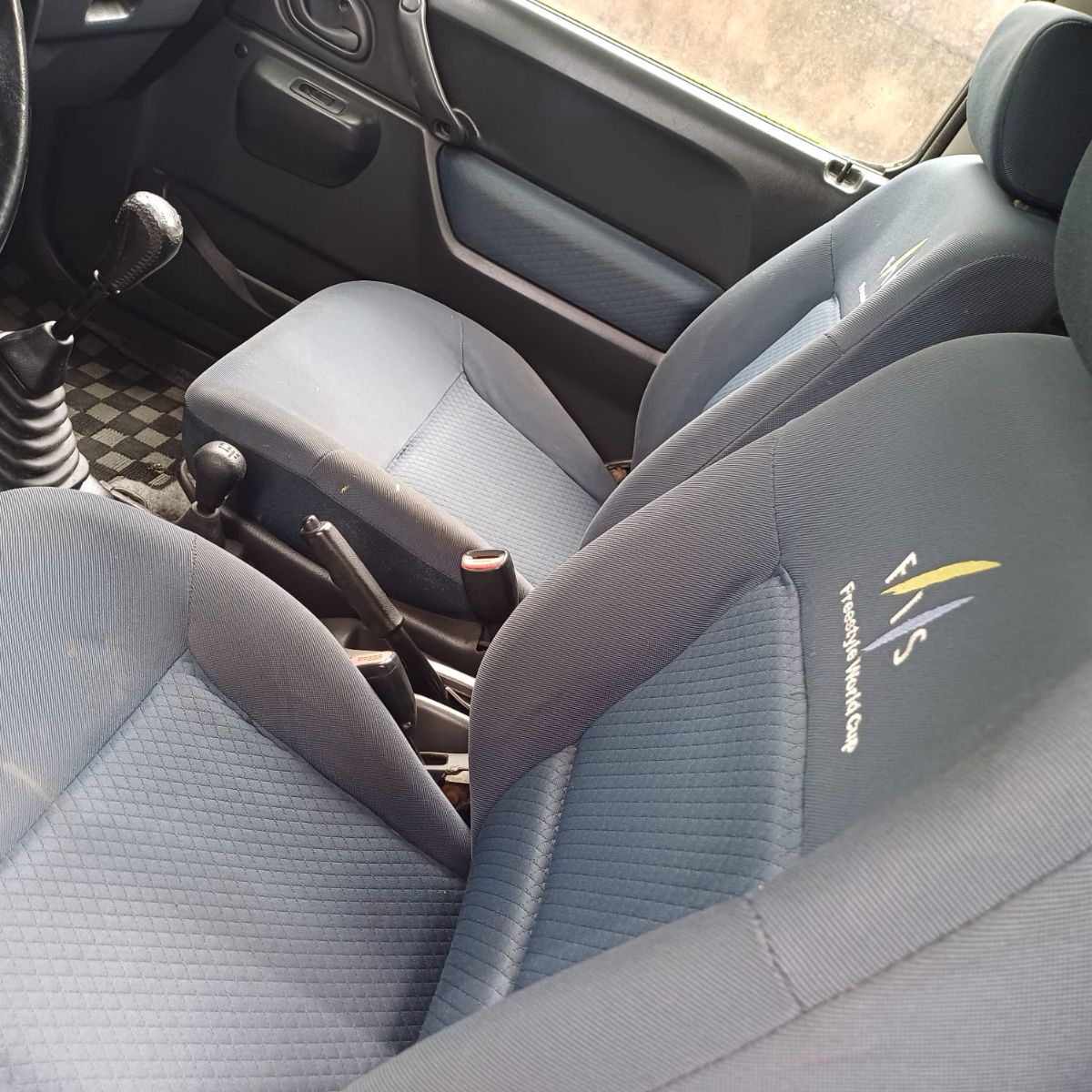 SUZUKI JIMNY - 2005                                        