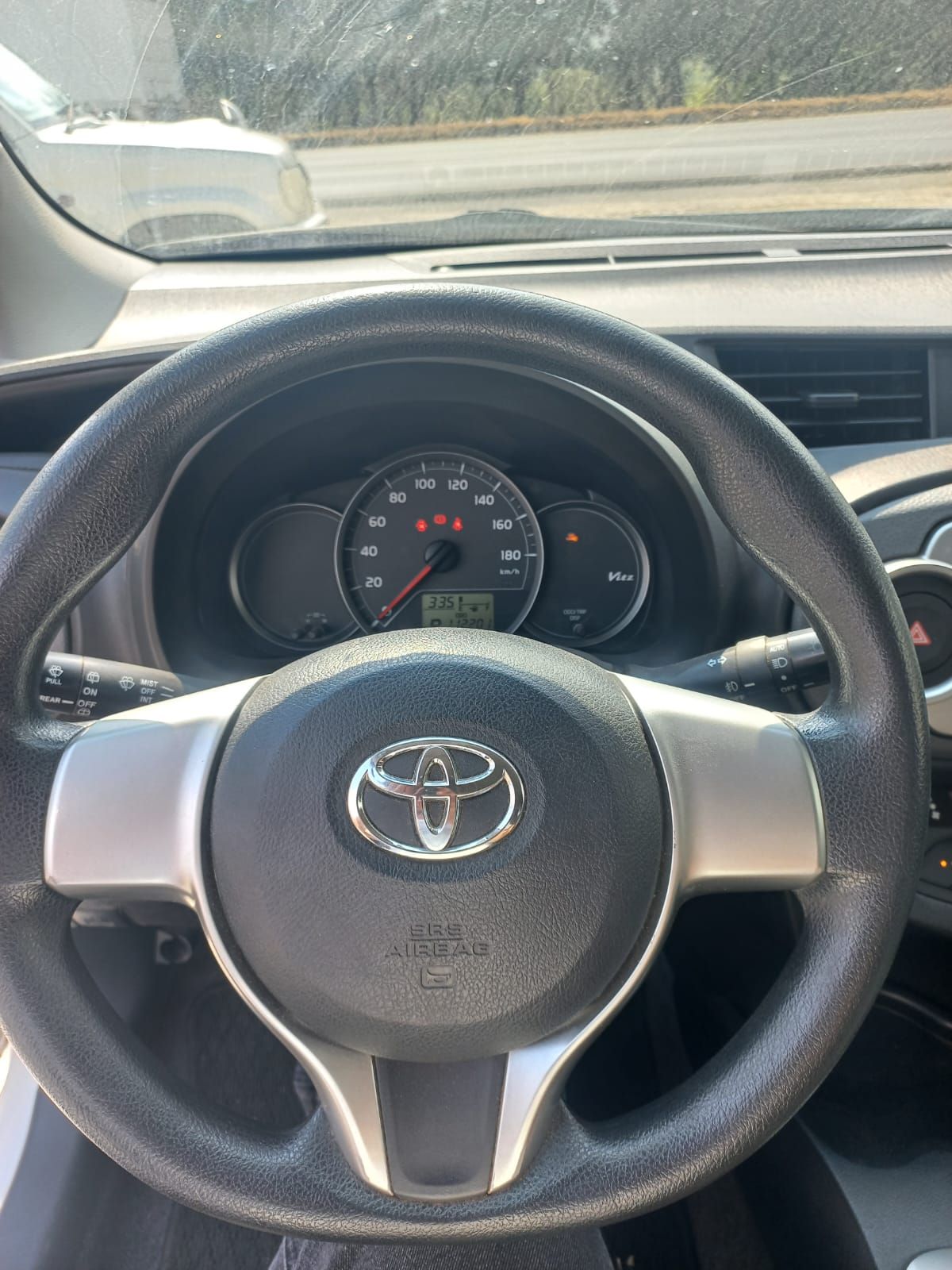 TOYOTA VITZ - 2014                                        