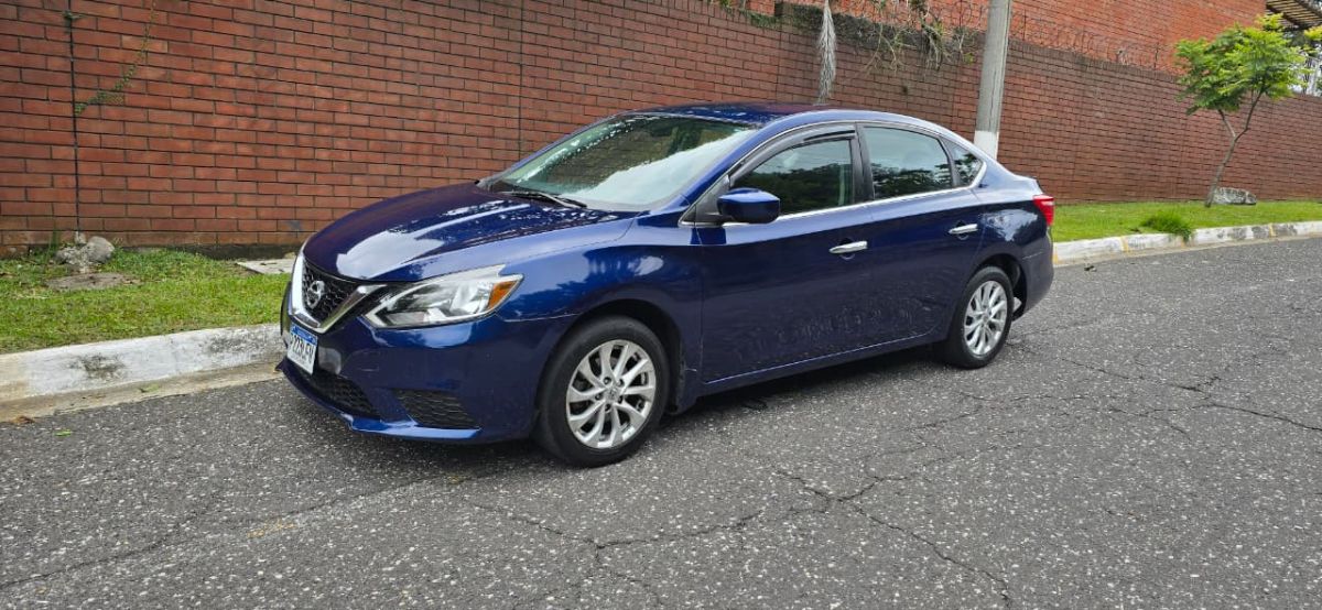 NISSAN SENTRA - 2017                                        