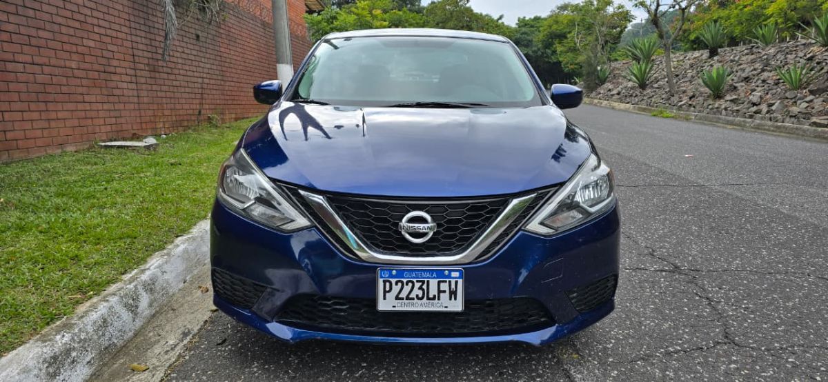 NISSAN SENTRA - 2017                                        