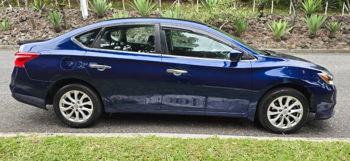 NISSAN SENTRA - 2017                                        