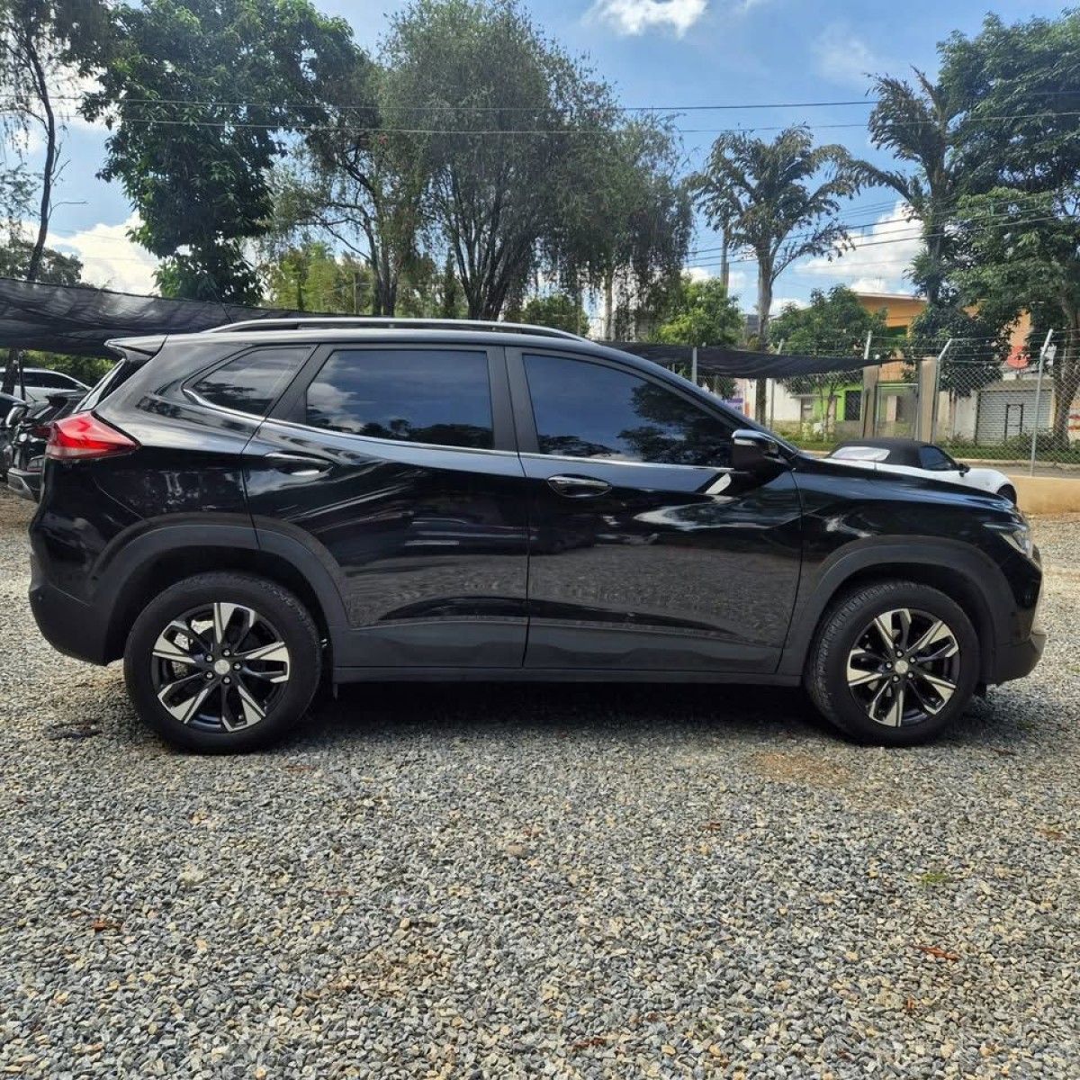 CHEVROLET TRACKER - 2023                                        