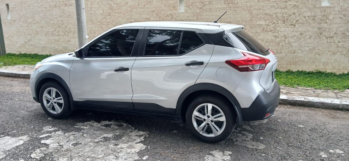 NISSAN  KICKS - 2020                                        