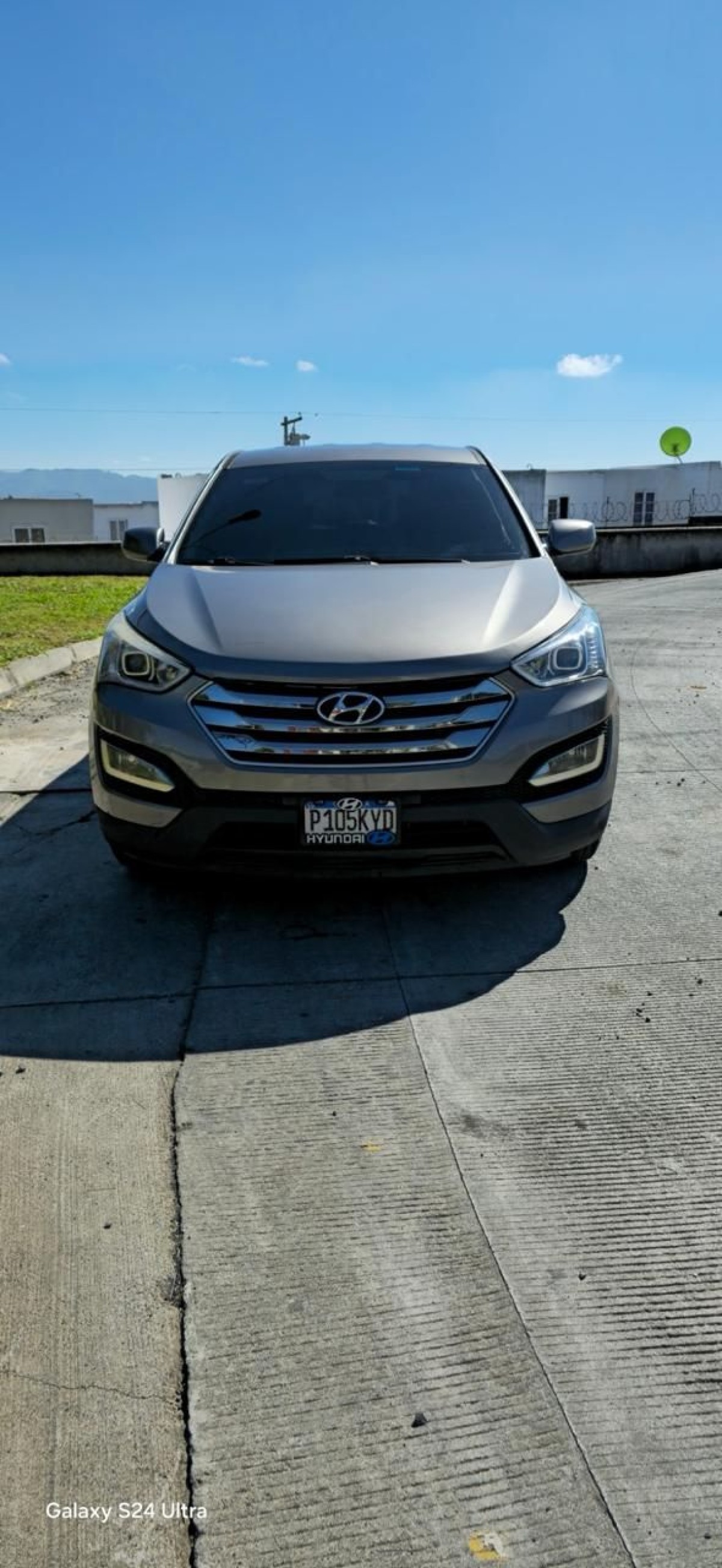 HYUNDAI SANTA FE - 2016                                        