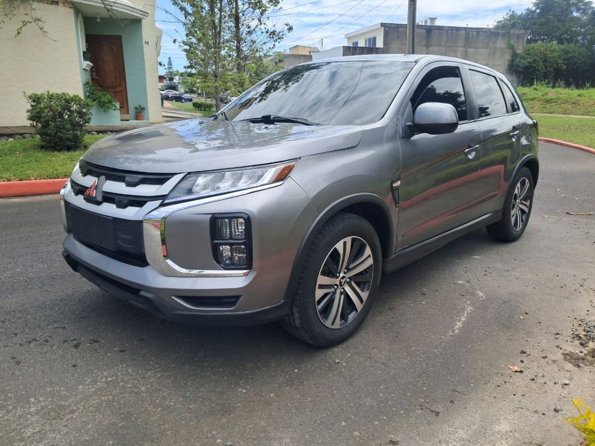 MITSUBISHI OUTLANDER SPORT - 2021                                        