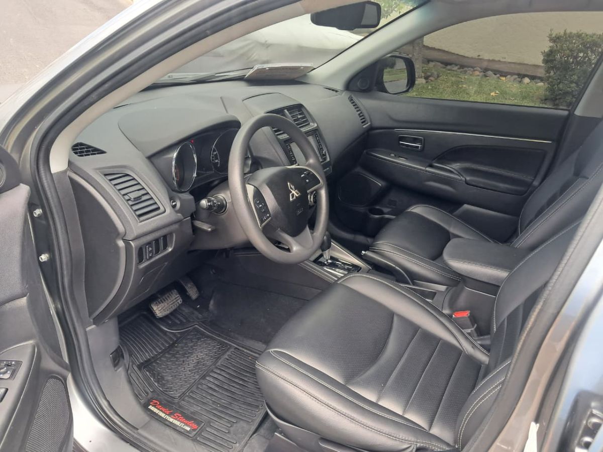 MITSUBISHI OUTLANDER SPORT - 2021                                        