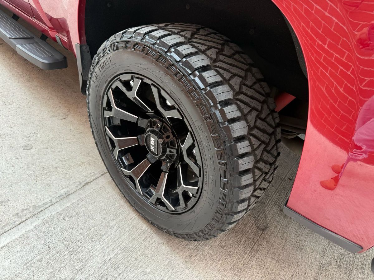 CHEVROLET SILVERADO - 2021                                        