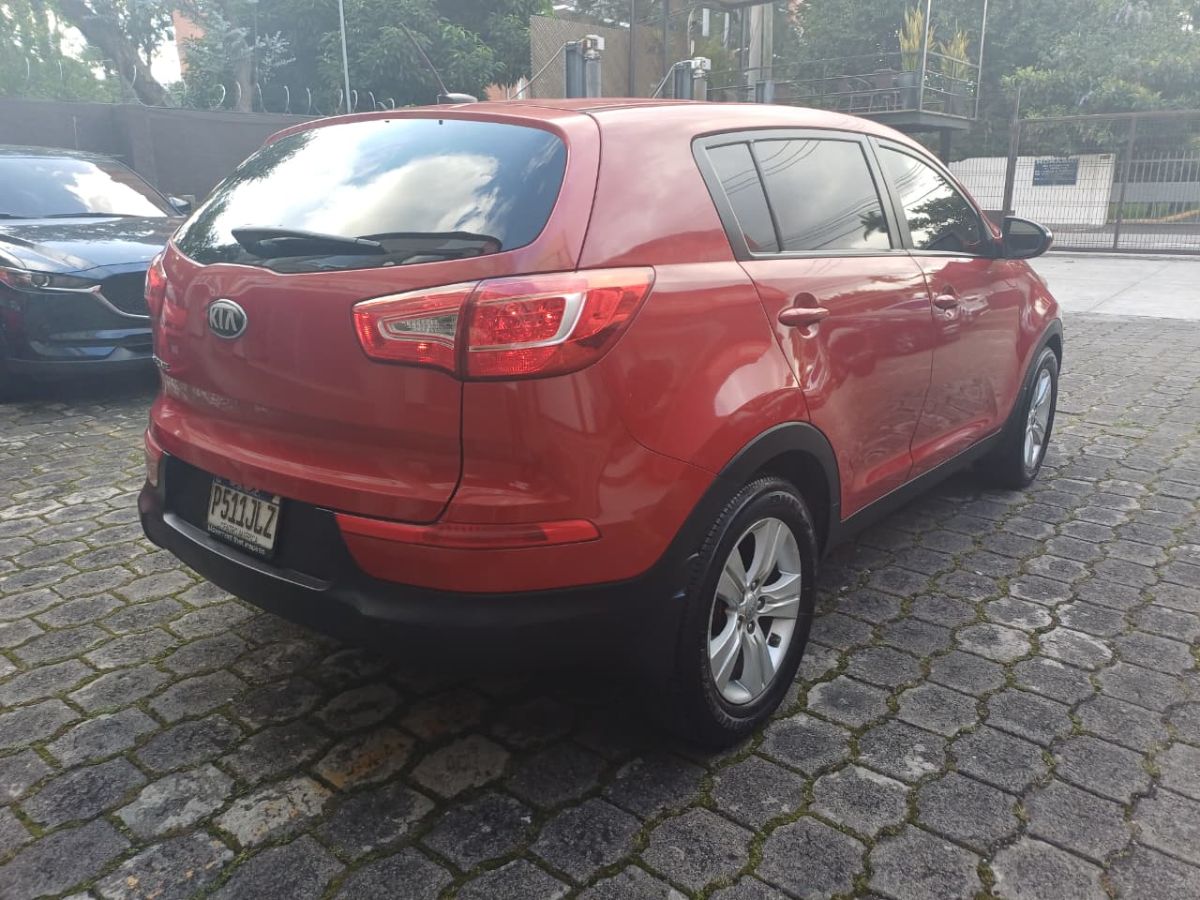 KIA SPORTAGE - 2013                                        