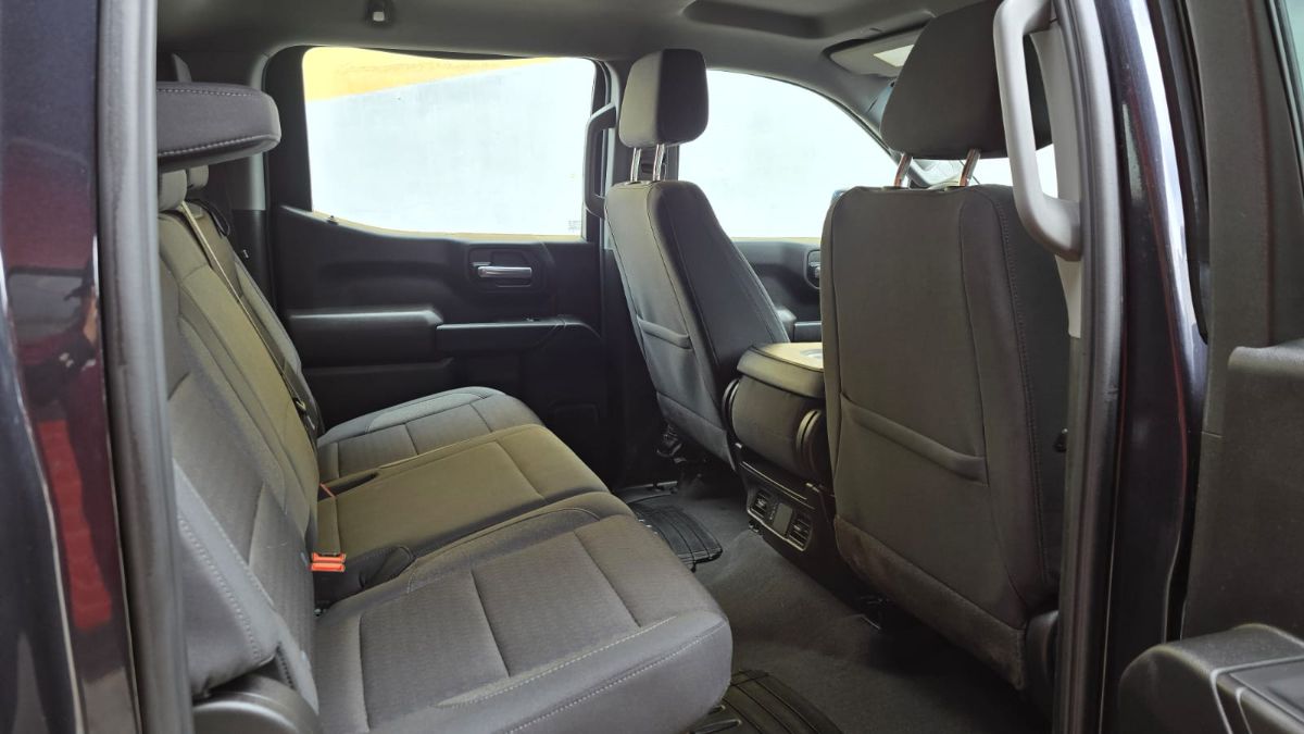 CHEVROLET SILVERADO - 2023                                        