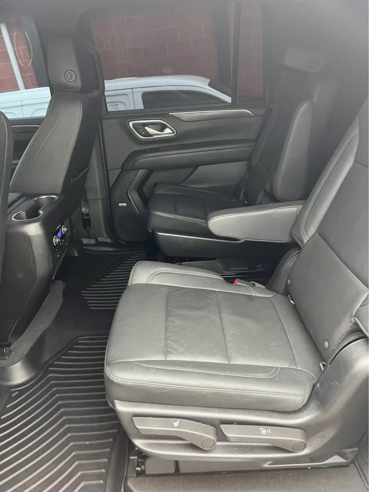 CHEVROLET SUBURBAN - 2022                                        