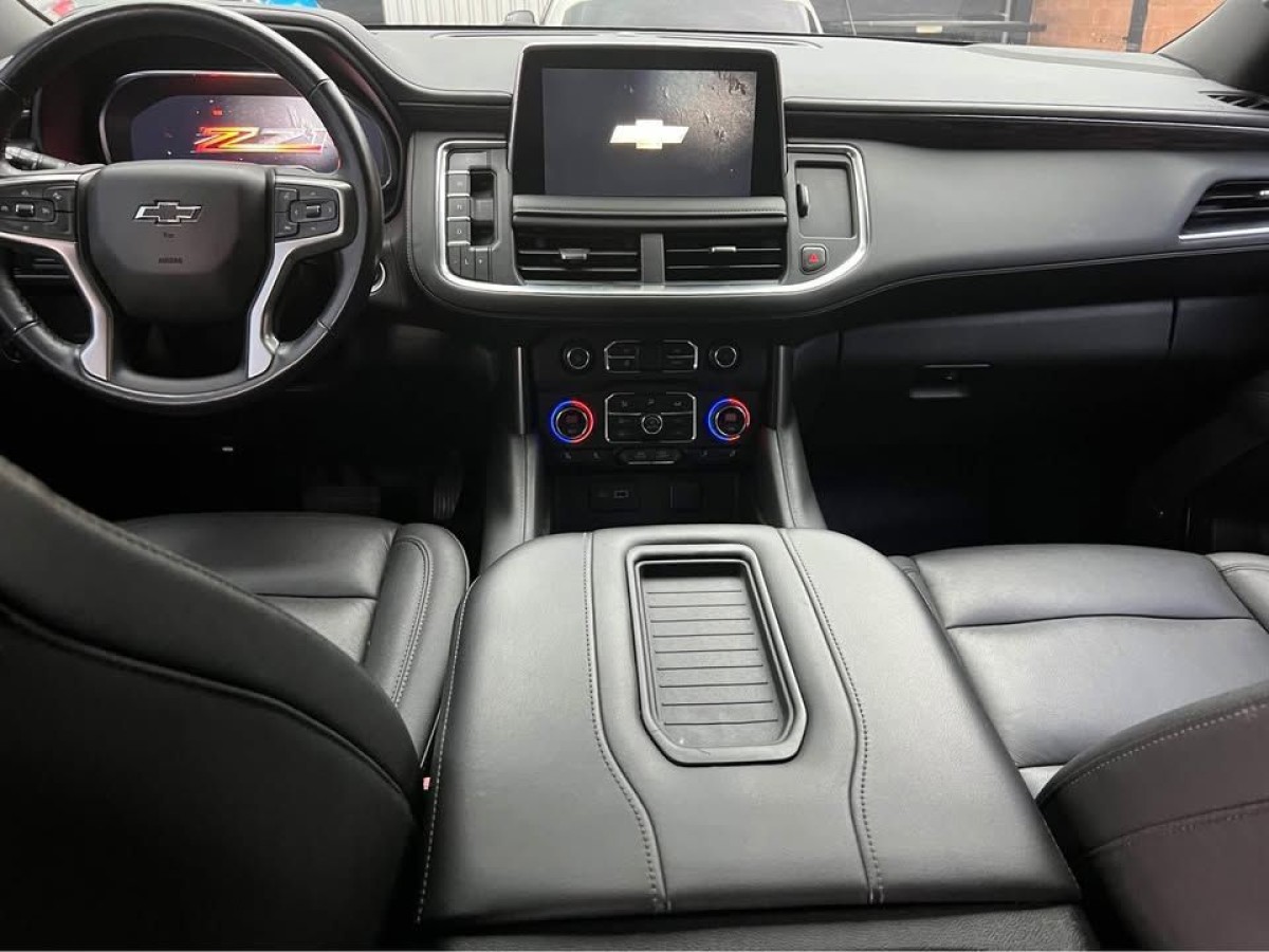 CHEVROLET SUBURBAN - 2022                                        