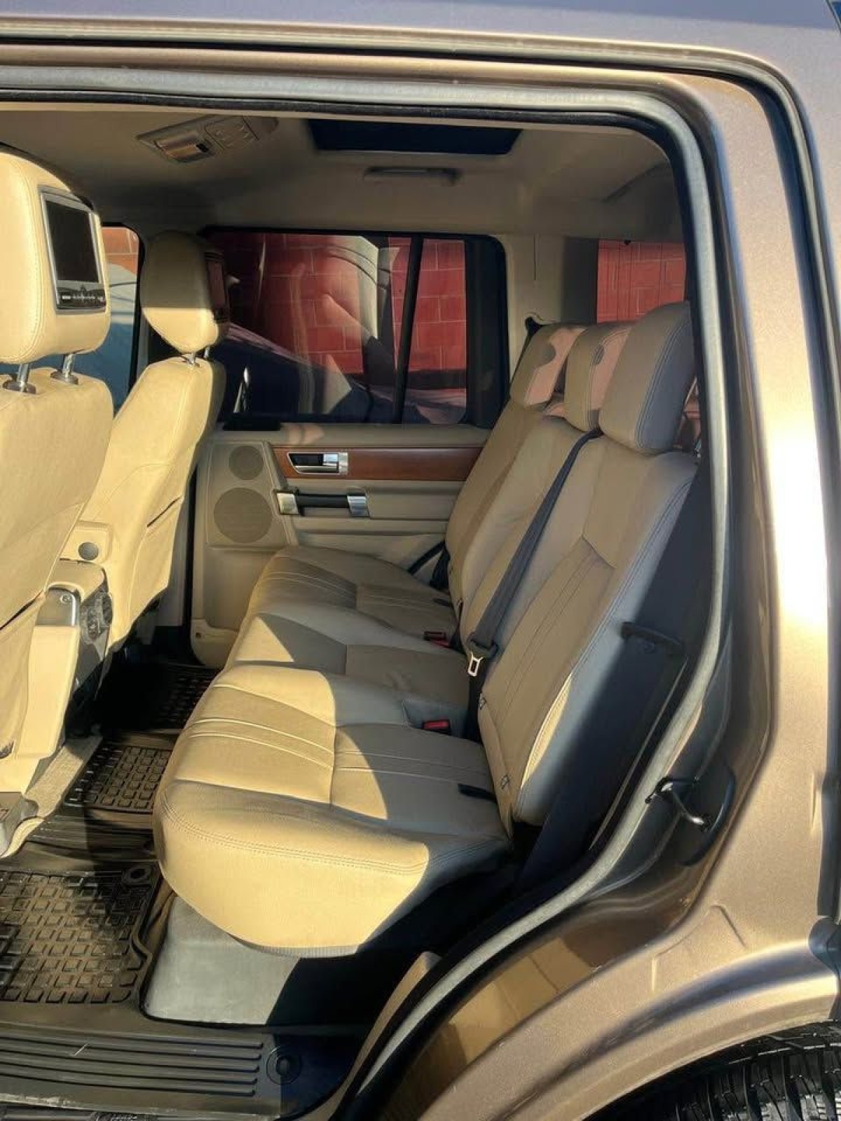 LAND ROVER DISCOVERY LR4 - 2010                                        