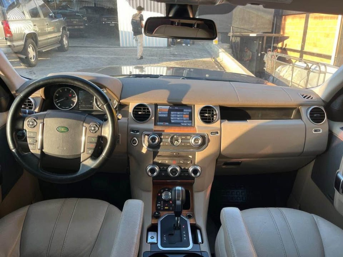 LAND ROVER DISCOVERY LR4 - 2010                                        