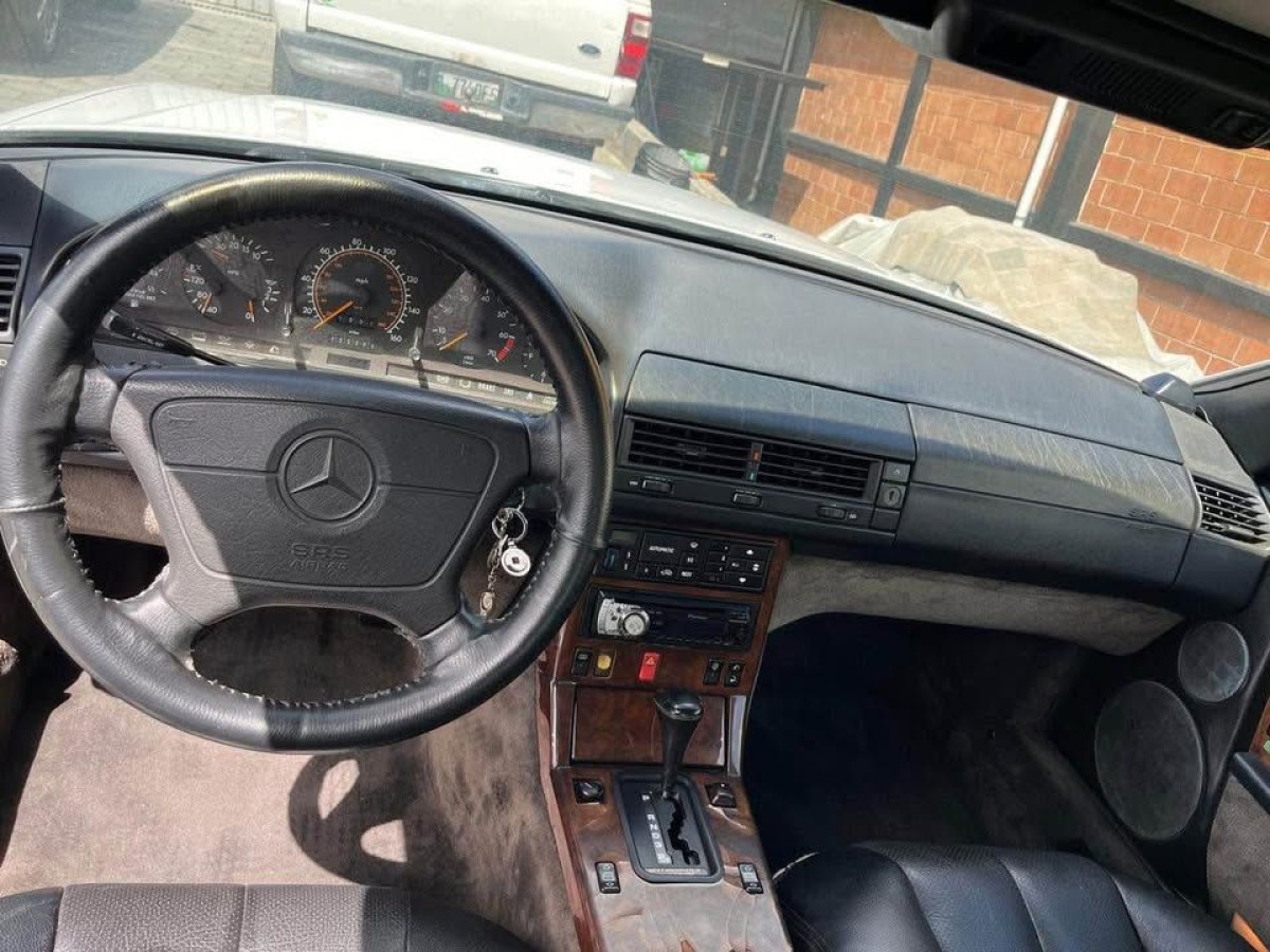 MERCEDES-BENZ 500SL - 1994                                        