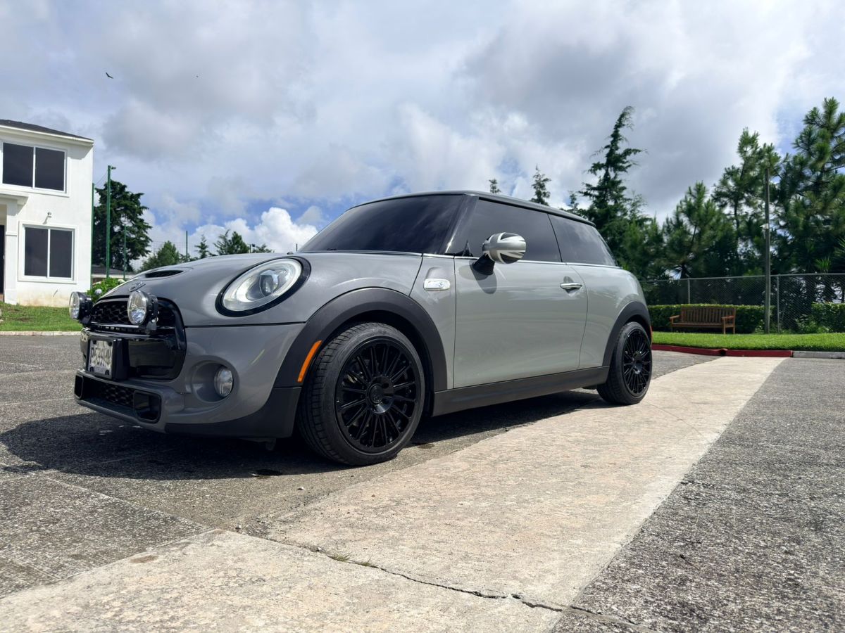 MINI COOPER S - 2015                                        