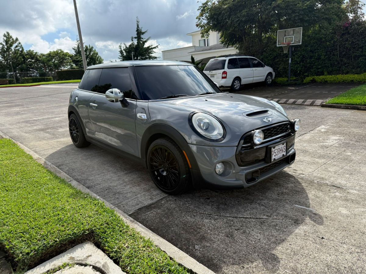 MINI COOPER S - 2015                                        
